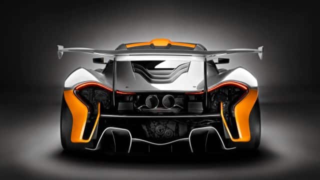 P1 GTR pist otomobili görünümü