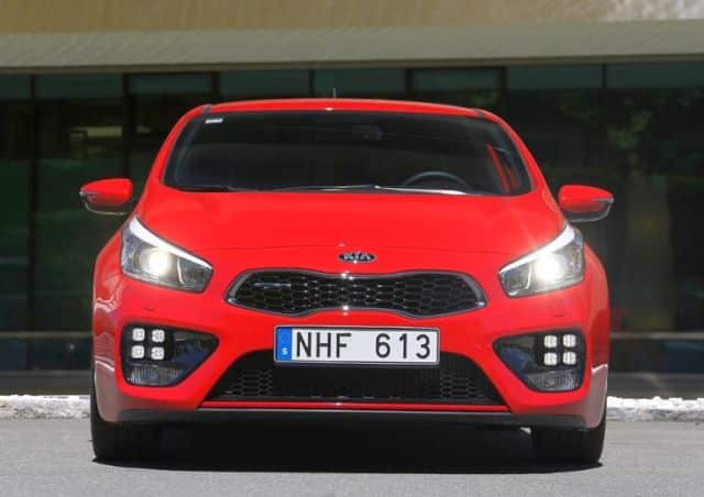 Kia GT ön hava girişleri
