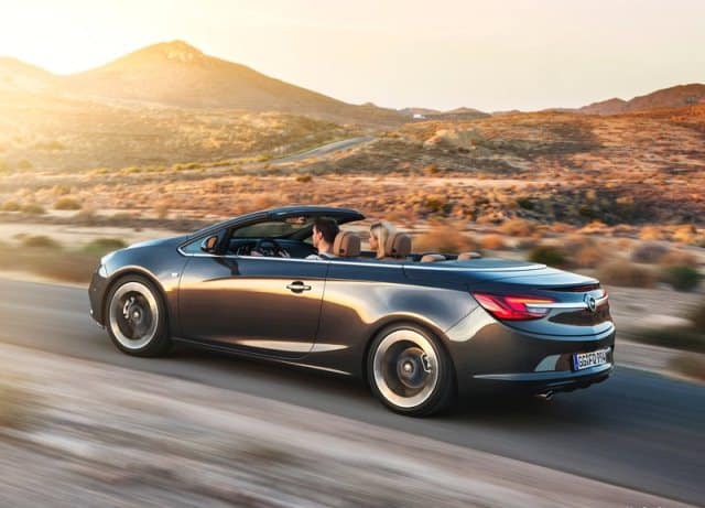 Opel Cascada arka bölüm ve stop tasarımı