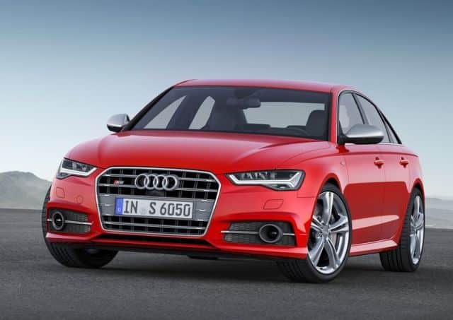 Audi S6 sedan ön tasarımı ve Singleframe ızgarası