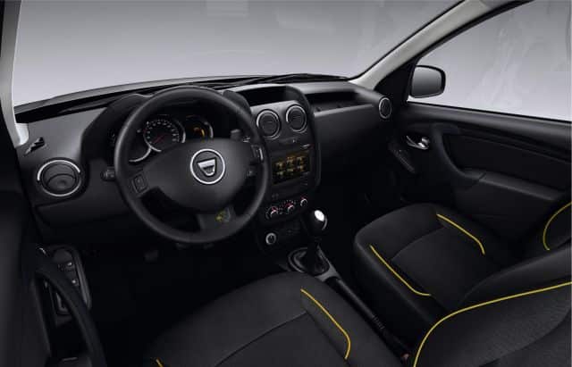 Duster Air direksiyon ve gösterge paneli