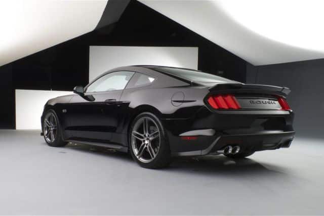 2015 Ford Mustang ROUSH arka üç çeyrek görünümü