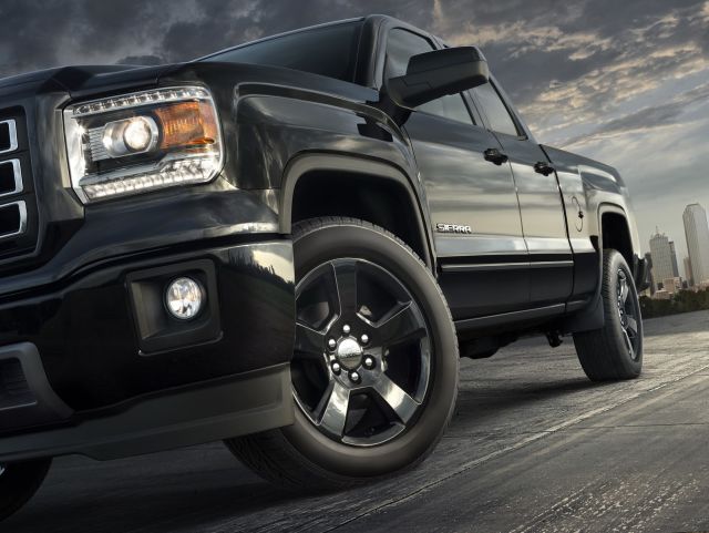 GMC Sierra Elevation Edition kasa ve kabin görünümü