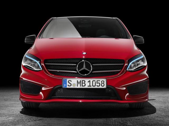 Makyajlı Mercedes-Benz B-Class yan görünüm