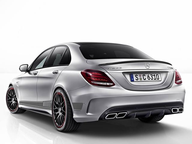 Mercedes-AMG C 63 S Edition 1 sedan arka üç çeyrek görünümü