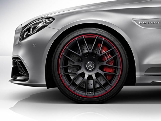 Mercedes-AMG C 63 S Edition 1 ön jant ve kırmızı çember detayı