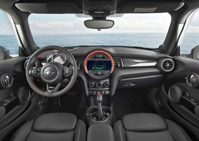 MINI Cooper S direksiyon simidi