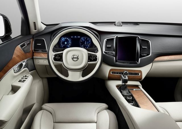 XC90 yedi koltuklu iç mekan