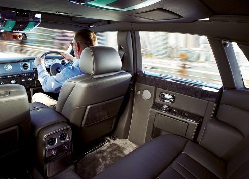 Phantom Series II arka yaşam alanı