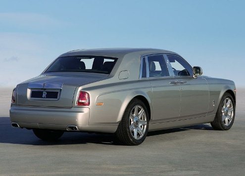 Phantom Series II arka üç çeyrek görünüm