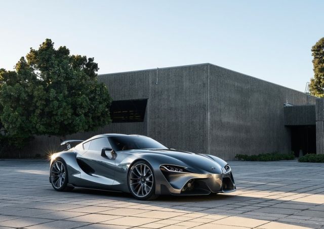 Toyota FT-1 konsepti ön üç çeyrek görünümü