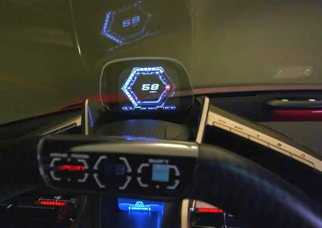 Toyota FT-1 Concept baş üstü gösterge ve direksiyon ayrıntısı