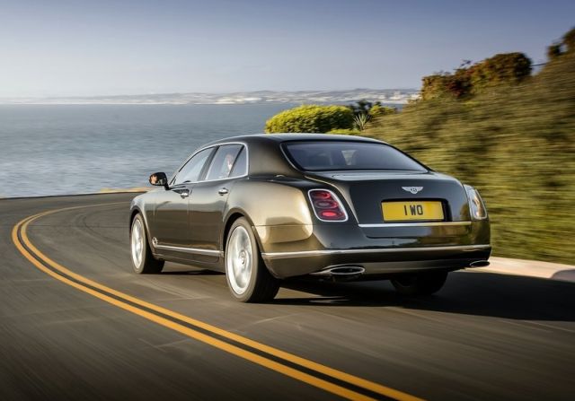 Bentley Mulsanne Speed arka çapraz görünümü