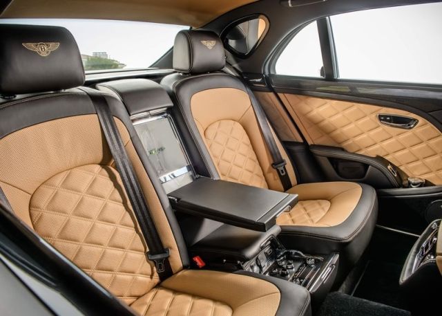 Bentley Mulsanne Speed arka koltukları