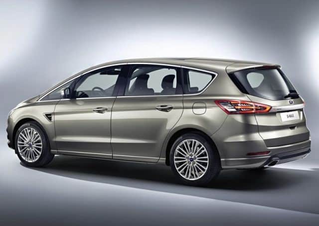 Ford S-MAX ön ve yan görünümü