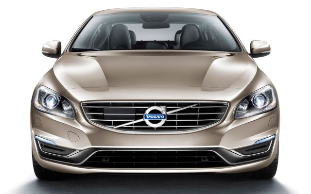 Volvo uzun aks mesafeli sedan iç mekan ayrıntıları