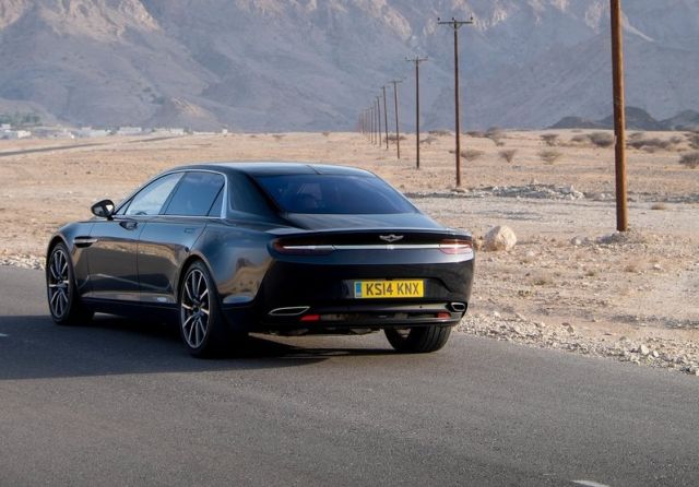 Lagonda Taraf karbon fiber gövde tasarımı