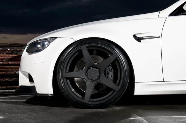 BMW E92 M3 Active Autowerke ön jant ve çamurluk detayı