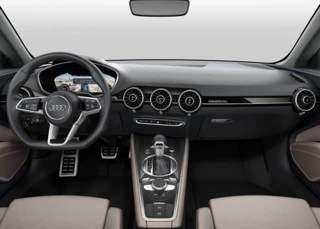 Audi TT Sportback konsept gösterge paneli ve virtual cockpit ekranı