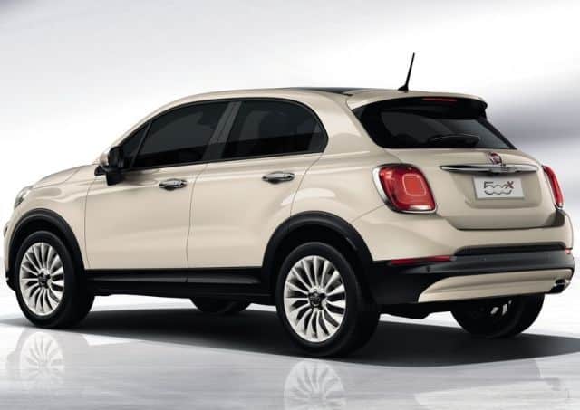 Fiat 500X önden üç çeyrek görünüm