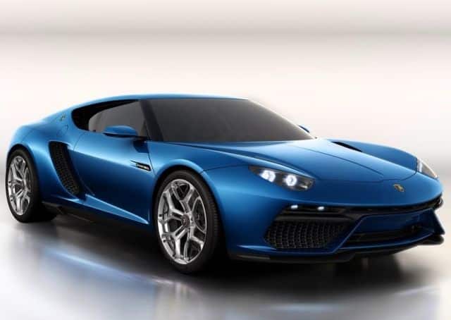 Mavi Lamborghini Asterion önden üç çeyrek görünüm