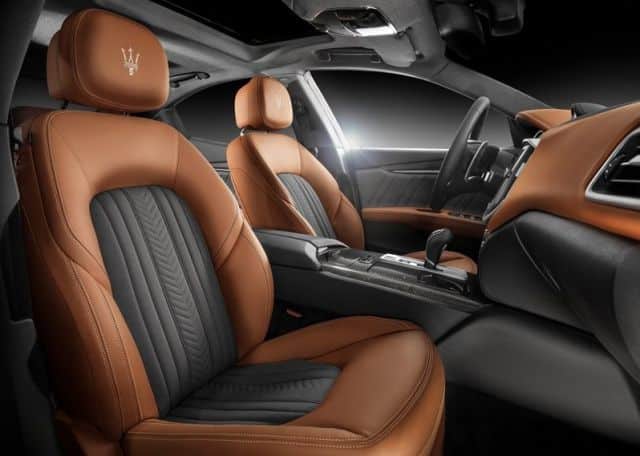 Maserati Ghibli Zegna Edition ön koltukları