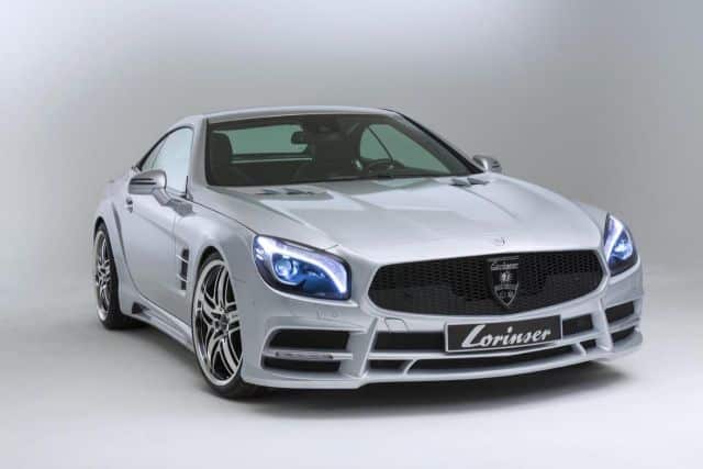 Mercedes-Benz SL 500 Lorinser açık renkli jant görünümü