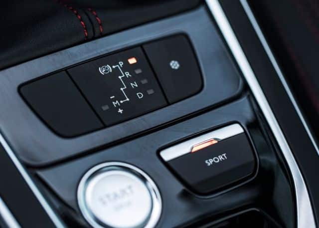 308 GT iç mekân detayları