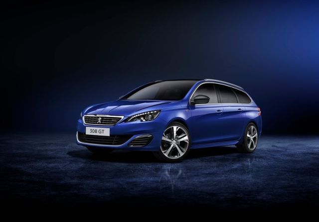 Peugeot 308 GT SW stüdyo ön görünümü