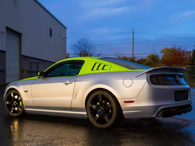 Roush Stage 3 Mustang arka üç çeyrek görünüm