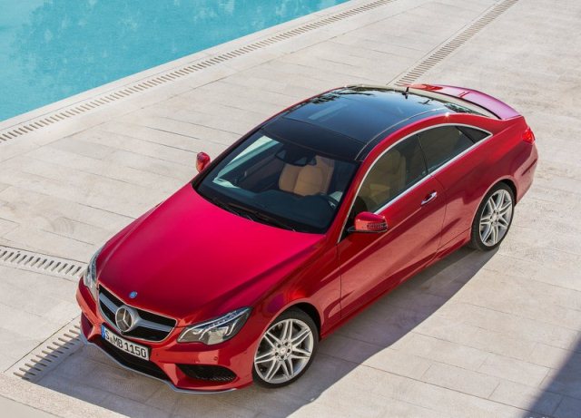 Mercedes-Benz E-Class Coupe üstten görünüm