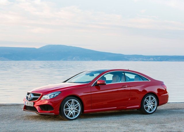 Mercedes-Benz E-Class Coupe coupe silueti
