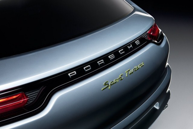 Panamera Sport Turismo konsepti model logosu