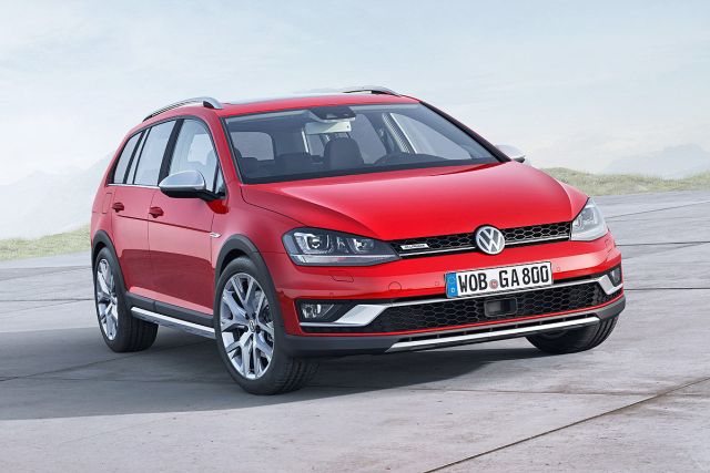 Volkswagen Golf Alltrack ön ve yan görünümü