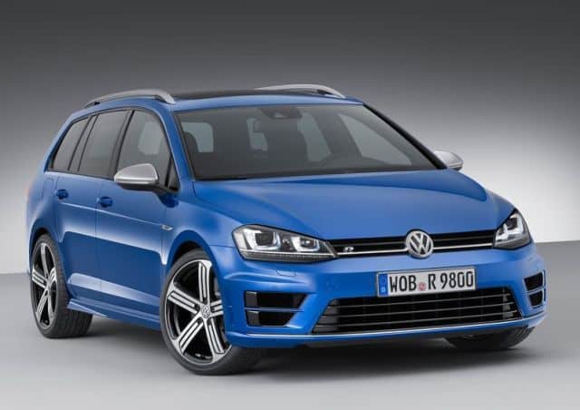Volkswagen Golf R Variant ön üç çeyrek görünümü