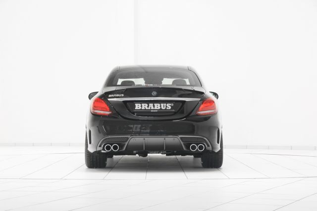 BRABUS C-Class yan profil ve jant görünümü