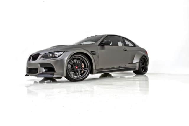 Vorsteiner BMW M3 geniş gövde stüdyo fotoğrafı