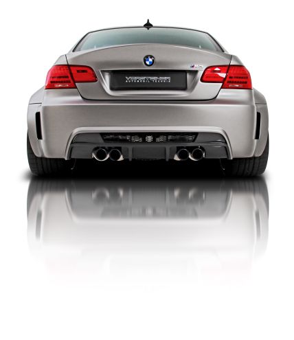 Vorsteiner GTRS3 arka tampon ve egzoz görünümü