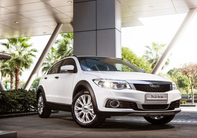 Qoros 3 City SUV 1.6T önden görünüm