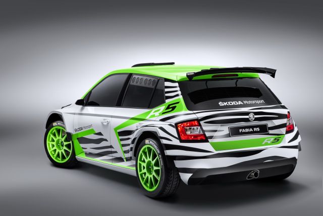 Fabia R5 konseptinin arka tasarımı ve büyük kanadı