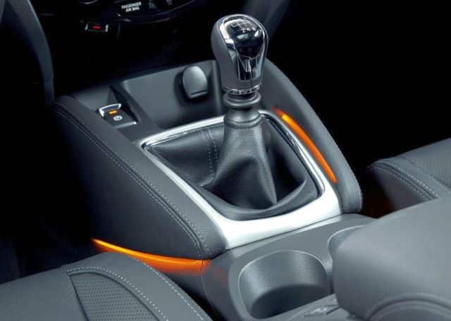 Nissan Qashqai manuel vites kolu