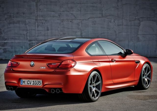 BMW M6 Coupe arka üç çeyrek tasarım