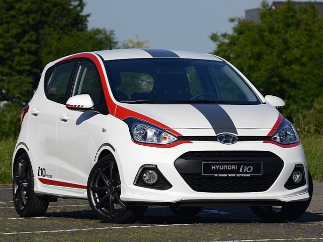 i10 Sport ön tasarım ve siyah jant detayı
