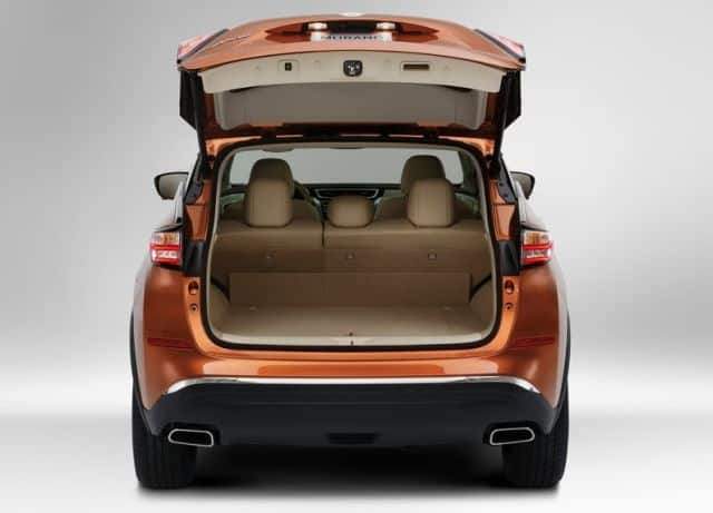 Nissan Murano sürücü kokpiti