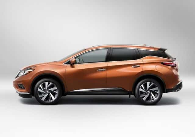 Nissan Murano arka çapraz görünüm