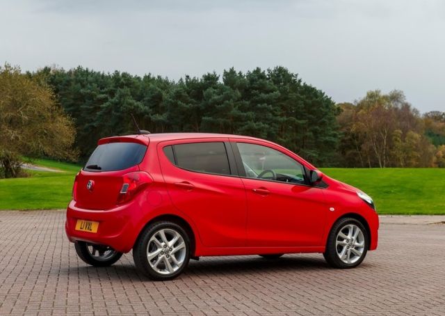 Vauxhall Viva önden üç çeyrek görünüm