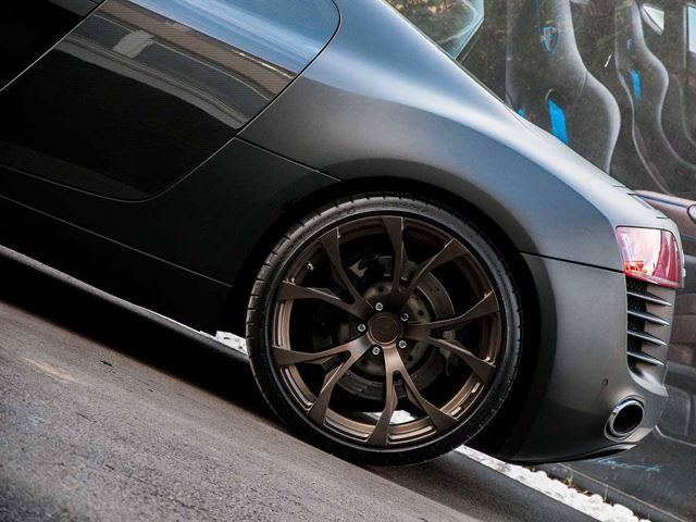 Audi R8 arka jant ve yan gövde ayrıntısı