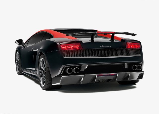 Lamborghini Gallardo Edizione Tecnica arka üç çeyrek görünüm