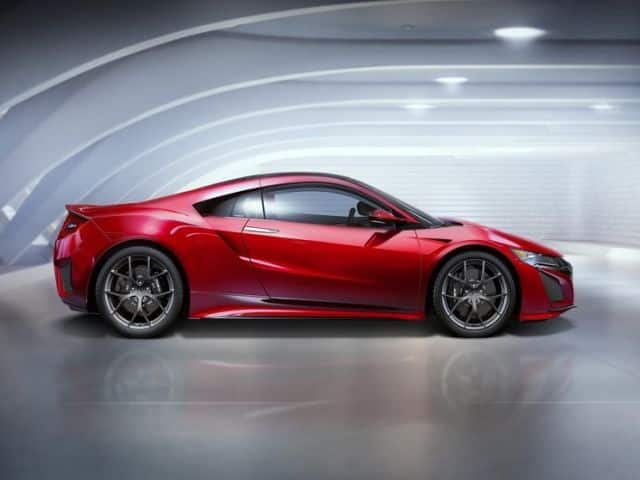 Acura NSX yeni nesil üretim versiyonu önden görünüm