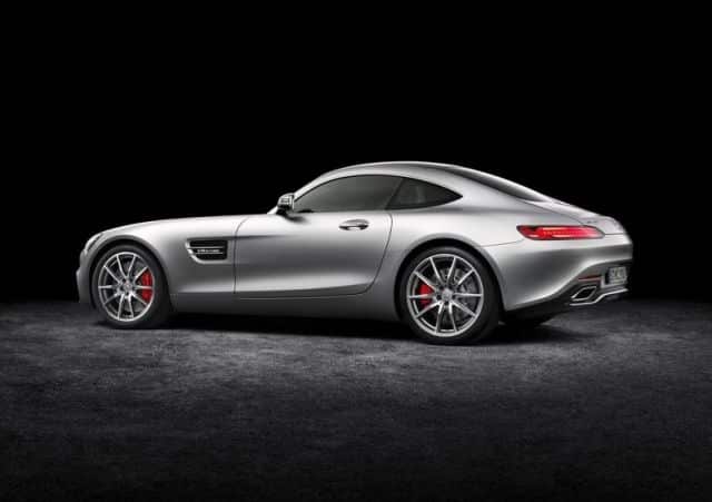 Mercedes-AMG GT arka üç çeyrek görünümü
